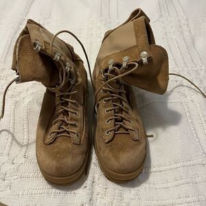 McRae Size 3.5W Tan Suede Army Flight Combat Hot Weather Boot Vibram Sole.